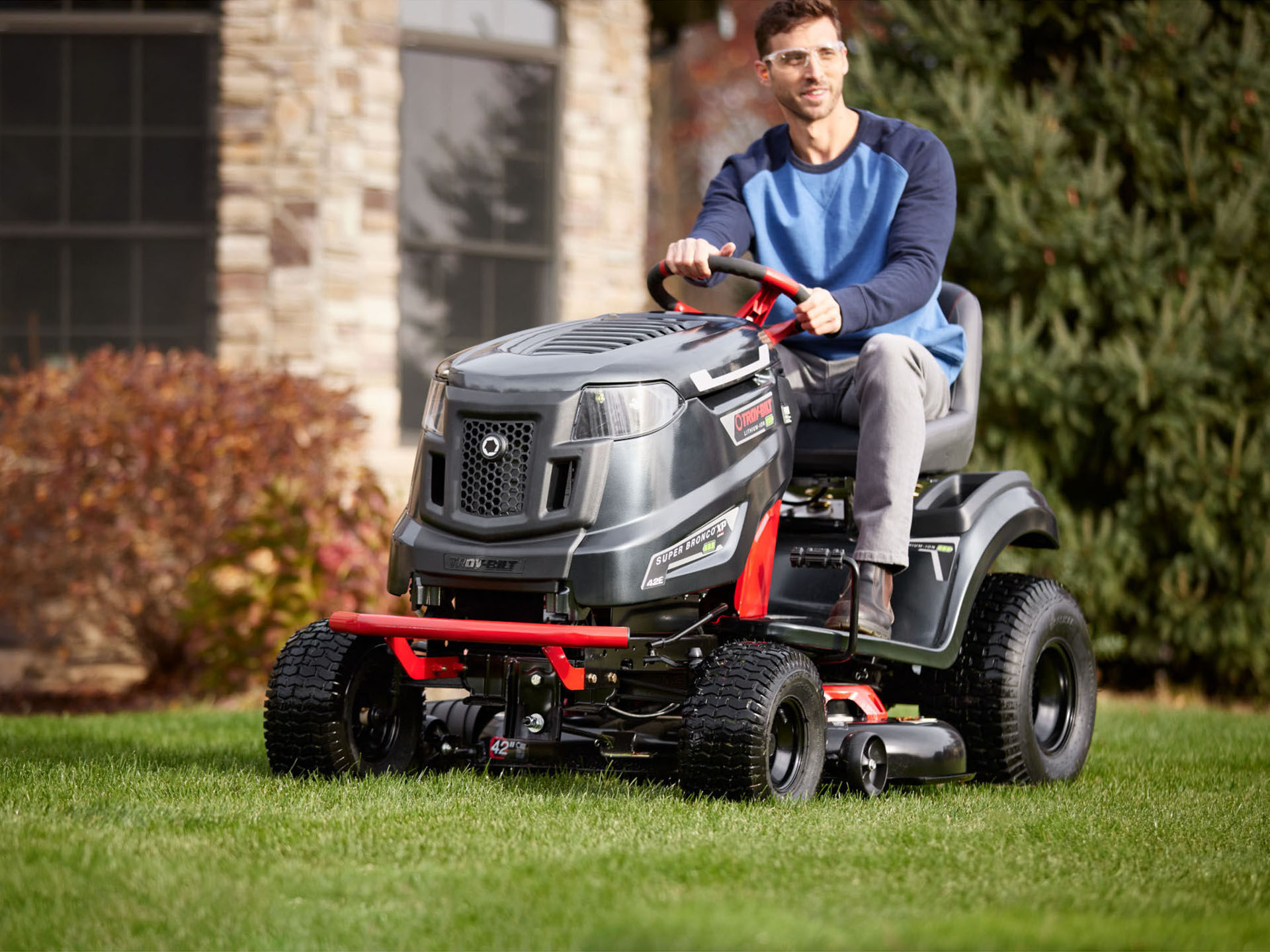 2024 TROY-Bilt Super Bronco 42E XP 42 in. Lithium Ion 56V in Millerstown, Pennsylvania - Photo 12